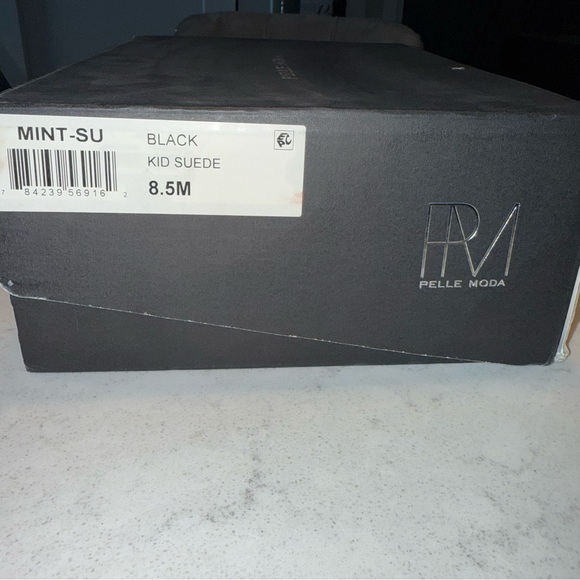 NWT- Pelle Moda Mint Black Suede Women's Heels size 8.5 - Picture 5 of 7